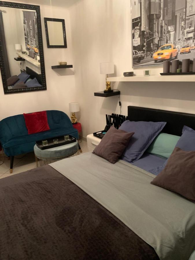 Chambre Dans Guest House Borrigo Menton Bagian luar foto